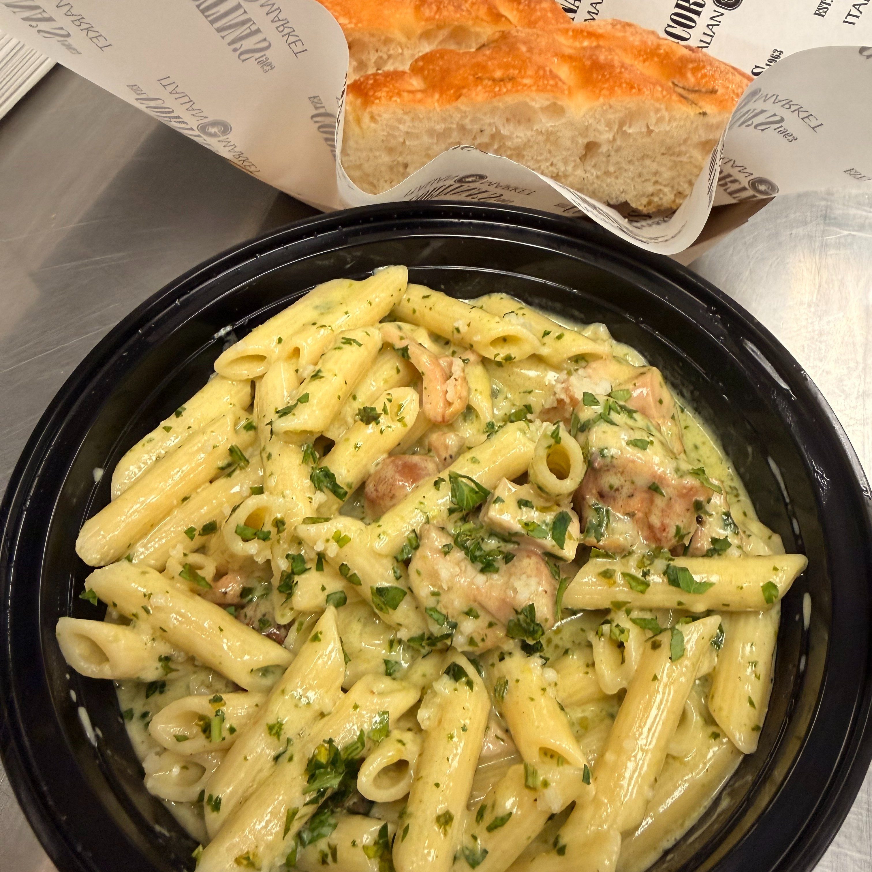 Penne Di Pesto with Chicken & Focaccia.